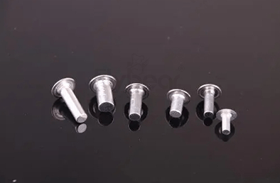 【福贝尔技术问答】铆钉和螺钉分别适合使用在什么地方？